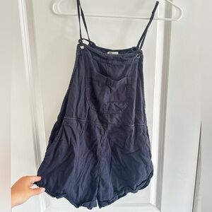 Billabong overalls Size small